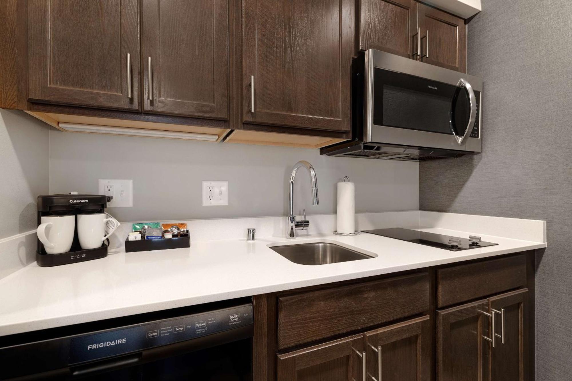 Homewood Suites By Hilton Oak Creek Milwaukee Exteriér fotografie